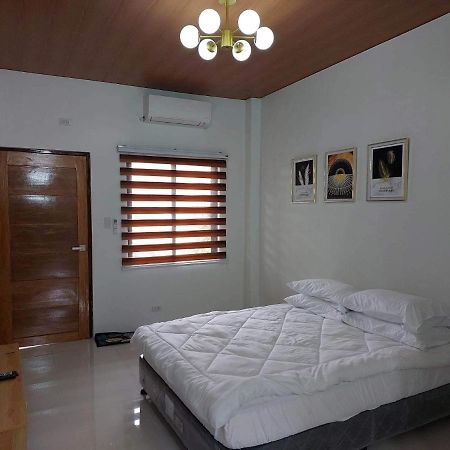 Flb Apartelle Los Banos Los Banos  Esterno foto