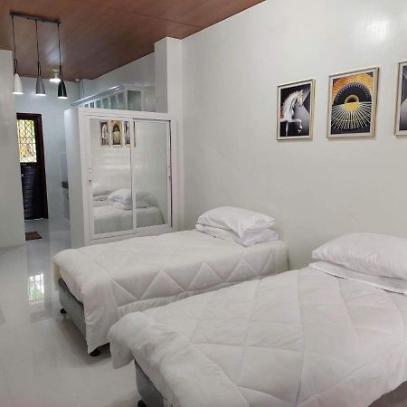 Flb Apartelle Los Banos Los Banos  Esterno foto