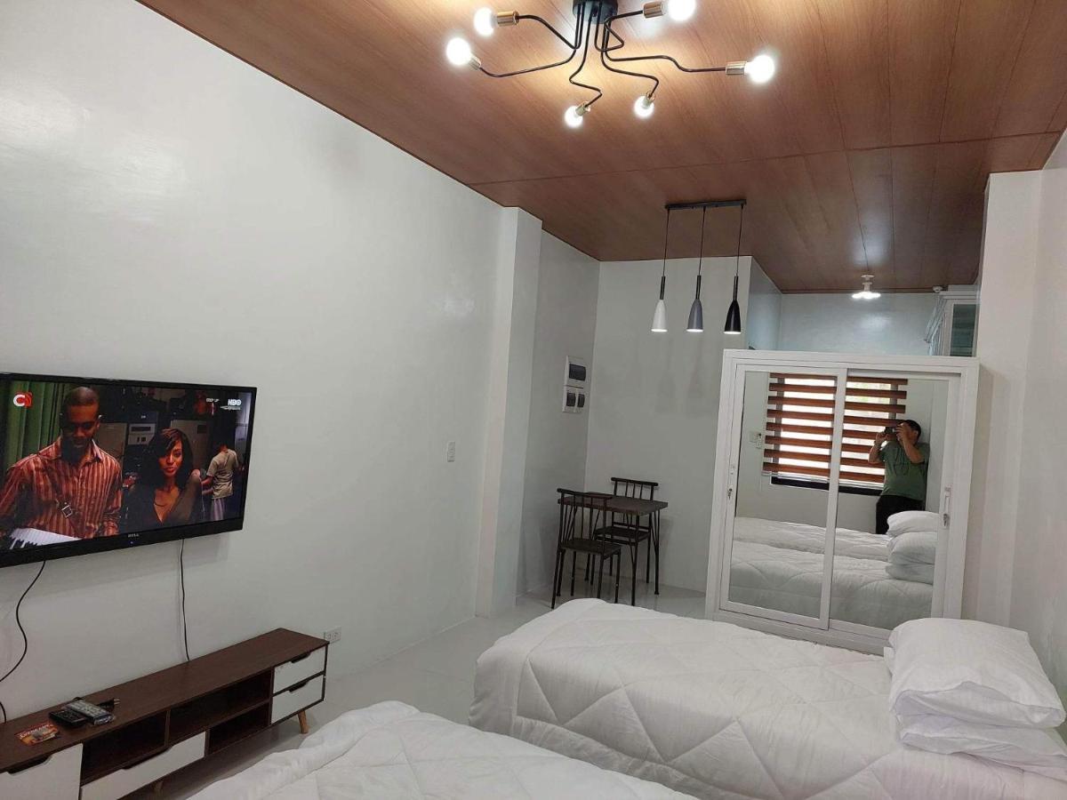 Flb Apartelle Los Banos Los Banos  Esterno foto